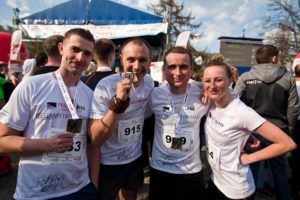 Run and support