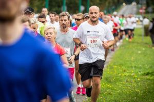 Run and support